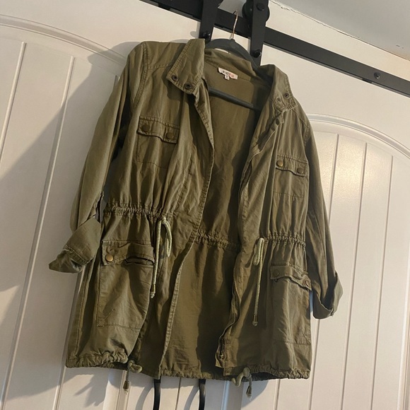 Green zip up jacket - Picture 3 of 7